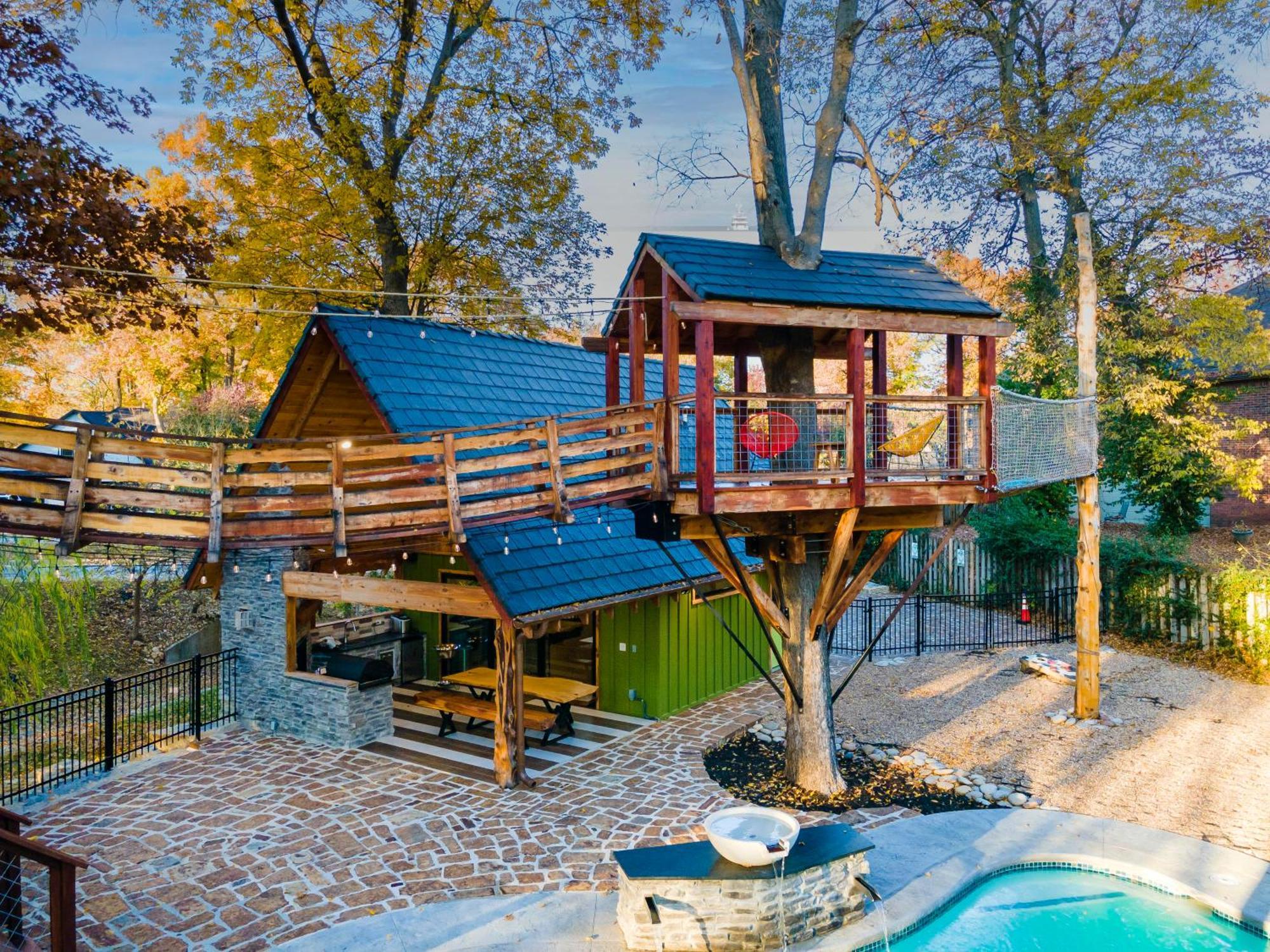 The Tree House In 本顿维 外观 照片